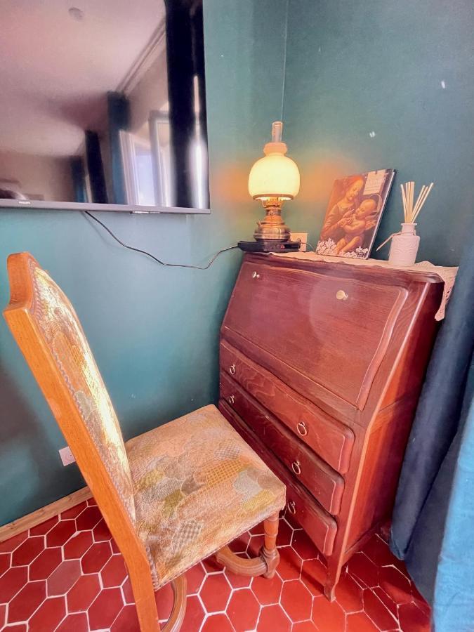 Detente Parfumee, Capitale Du Parfum * Grasse